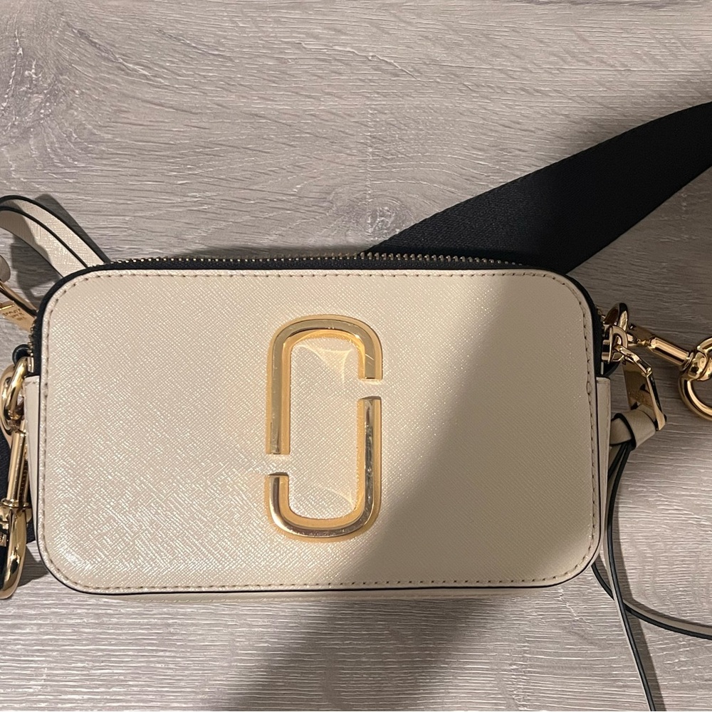 MARC JACOB THE
SNAPSHOT bag